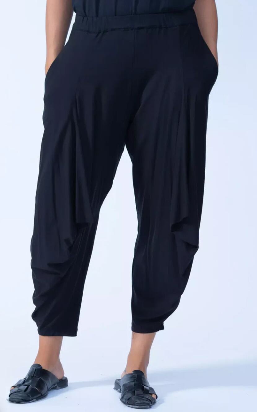 Kedem Sasson 2 black enchant pants